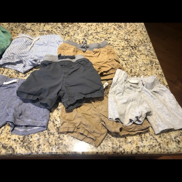 Bundle of baby shorts - Picture 4 of 10